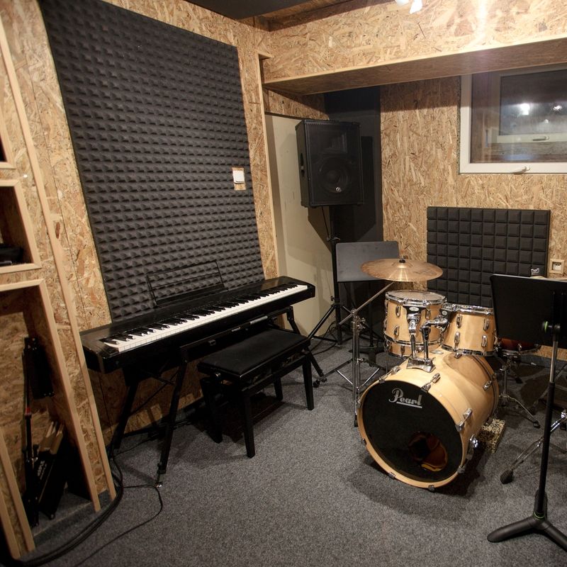 Music room photo 1