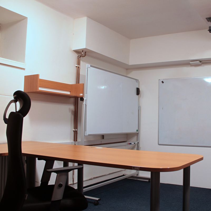 PC room: Second room with whiteboards